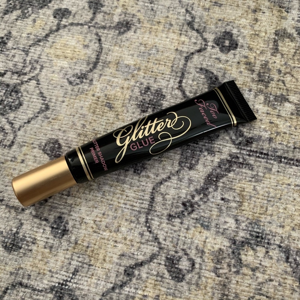 Too Faced: Glitter Glue